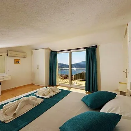Sleeps 12 Pool Wifi Villa Kalkan
